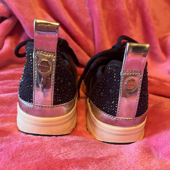 New size 7.5 navy sparkle Carvela trainers - Picture 8 of 8